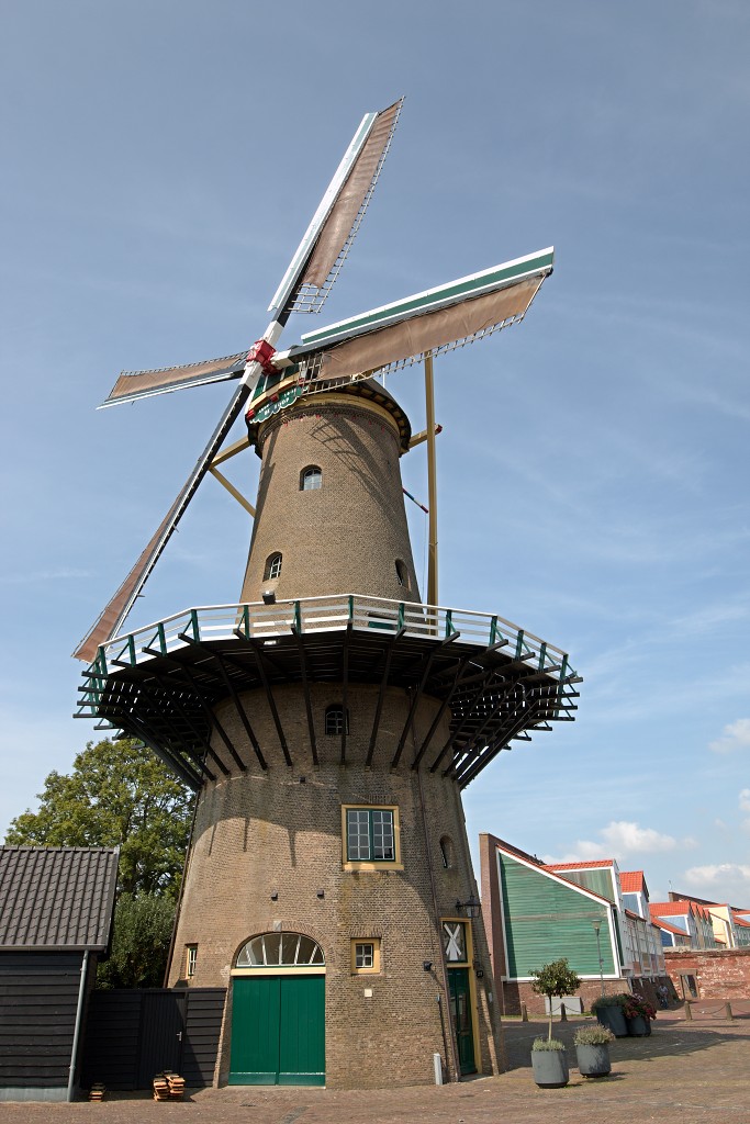 hellevoetsluis vestingstad voorne putten Droogdok Jan Blanken hdr vestingswallen kazerne bernisse